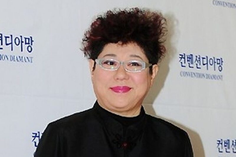 양희은, 각막 이식 수술→방사선 치료 후 반가운 소식…”씩씩하게 극복”