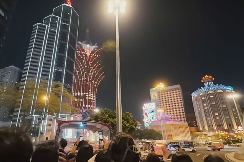 「一人旅したことなかった」チェ・ホンマン、マカオの夜景に感激…「夢みたい、生まれて初めて」