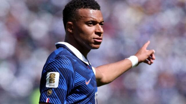 エムバペvsメッシ、ナイキvsアディダス…W杯の裏で繰り広げられる熱きブランド戦争