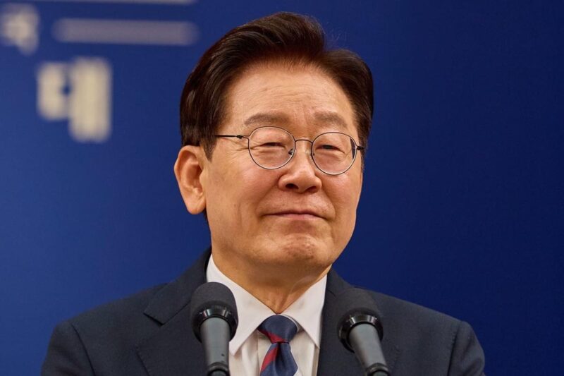 支持率低迷の李氏、国民に切実な訴え「どうか力を」