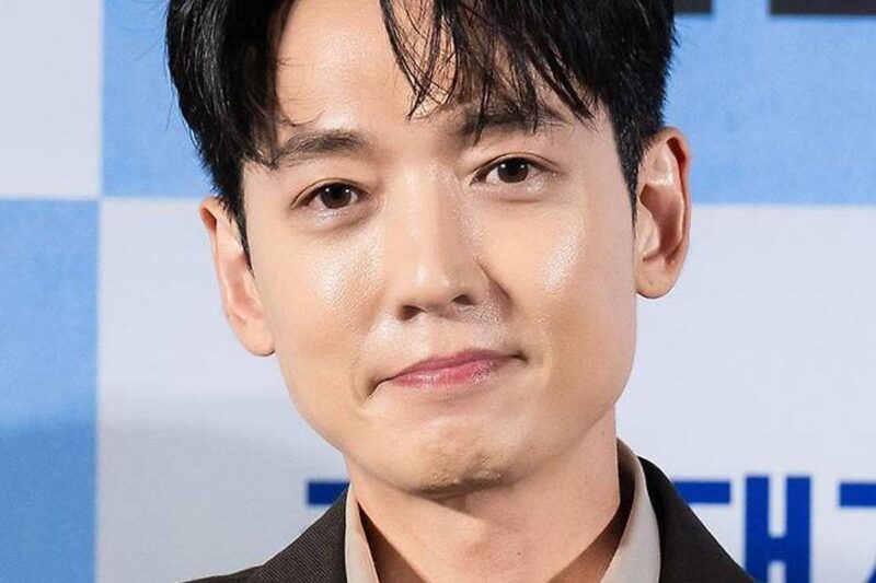 チョン・ギョンホ、スヨンとの破局後…「意味深な写真」が話題に