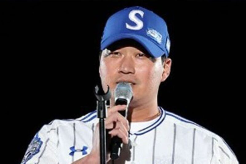 オ・スンファン、引退から1年も経たず…満塁の危機を消し去り『最後の守護神』を証明（『불꽃야구2』）