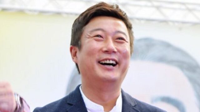 イ・スグン、田舎の学校の校長に就任…7歳から70代までが同じ教室に（「スグンスクール」）