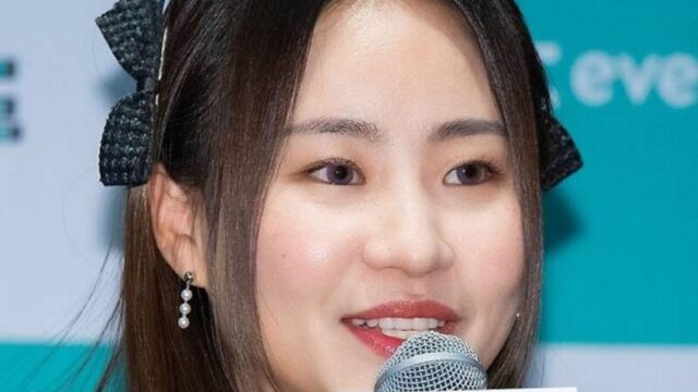 チョ・ヒョナ、悲報を伝える…「納骨堂を訪問」