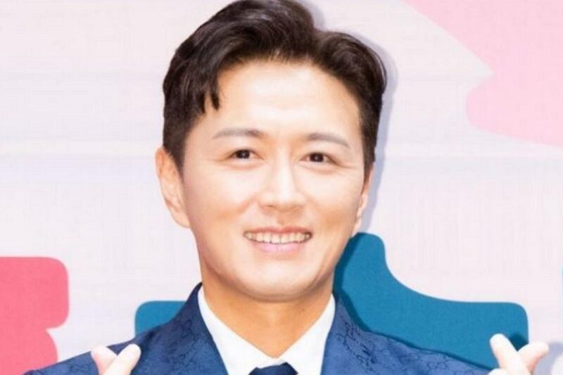 チン・テヒョン、突然の報告…「大きな手術」を受けると公表