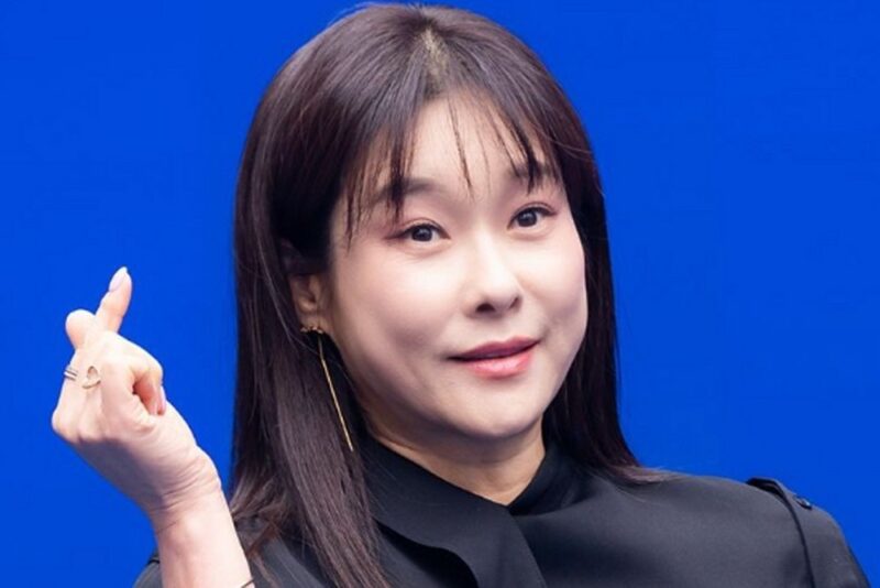 현영、9歳娘の円形脱毛症で塾をすべて中止「頭頂部見て目が覚めた」（『トンチミ』）