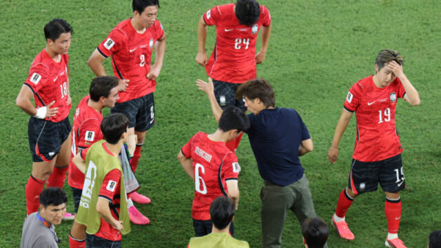メキシコの援護も虚しく…韓国、南アに0-1で敗れグループ3位で終戦