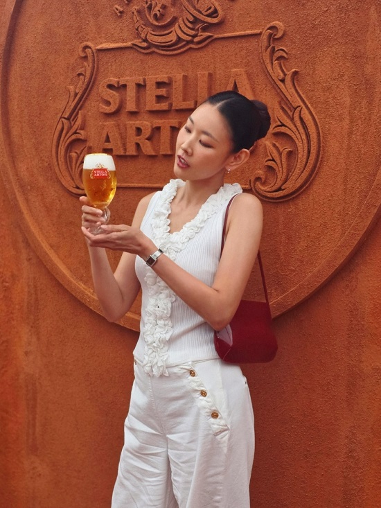 「韓国代表としてパリへ」トップモデル・ハン・ヘジン、ステラ・アルトワとの旅路を公開