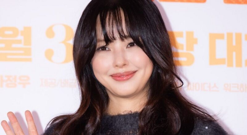 イ・ハニ、第二子出産後久々の近況報告「疲れたママたちに贈りたい」