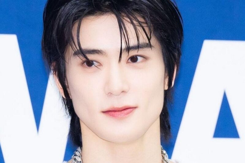有名男性歌手、ビキニ美女との密着写真が流出…ネット騒然