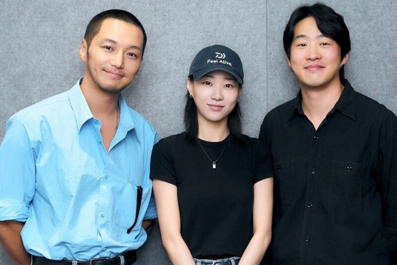 변요한、ティファニーと新婚多忙…今度は巫女に変身