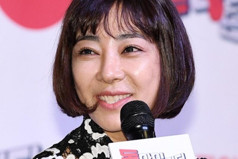 53歳イ・ボン、突然の報告に涙…スタジオ騒然