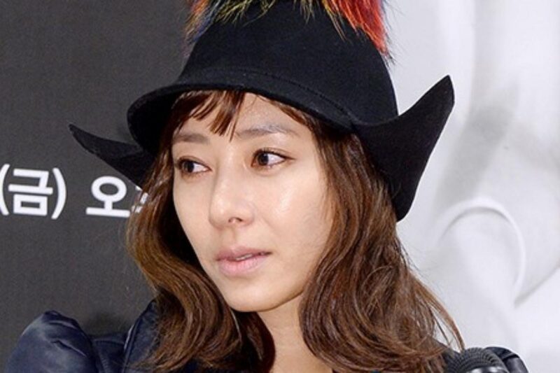 53歳イ・ボン、突然の報告に涙…スタジオ騒然