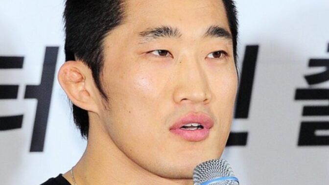 UFC6位キム・ドンヒョン、意外な軍隊生活を告白「休暇のたびにお使い」