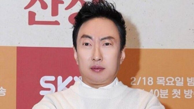 パク・ミョンス、W杯敗退に怒り「サッカーのこと考えると腹立つけど…選手には頑張ってほしい」（「ラジオショー」）