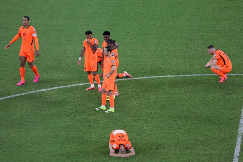 オランダ代表クーマン監督が辞任「歴史を作れなかった責任は私にある」…W杯は“監督の墓場”に