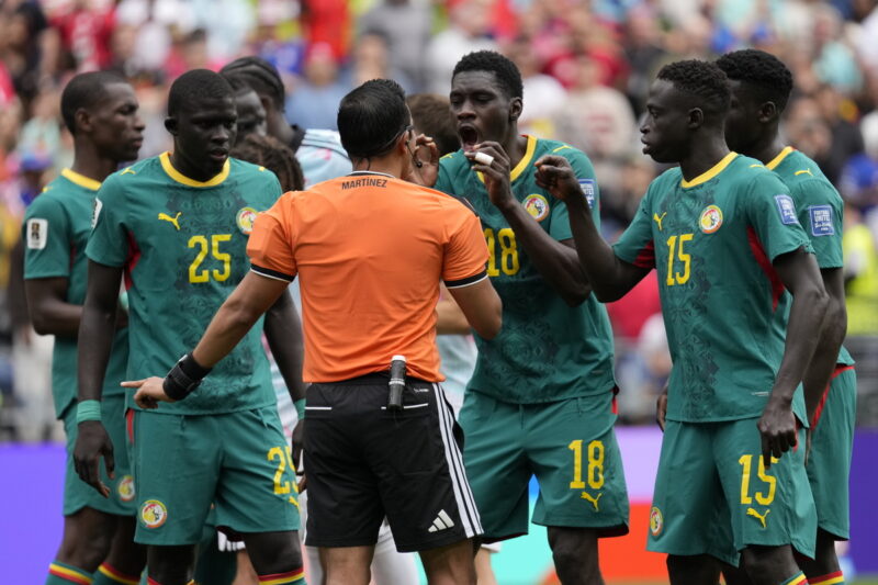 「サッカーは映画だ」ベルギーが0-2から劇的逆転！セネガルは大会連覇の夢潰え涙の敗退