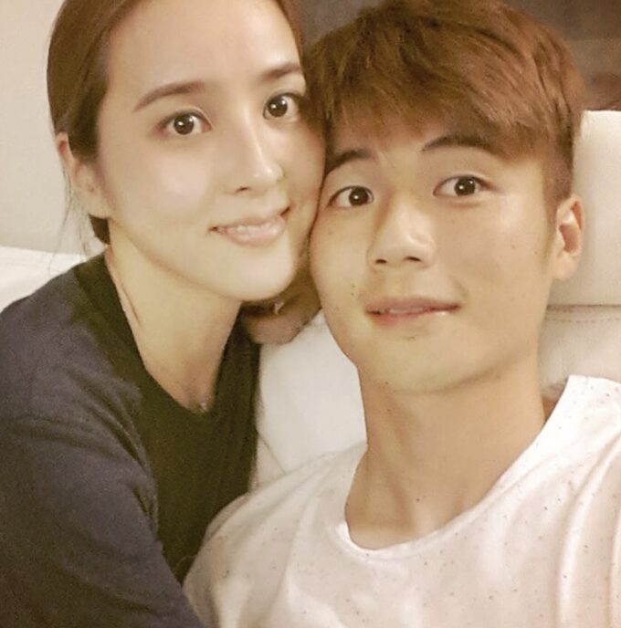 キ・ソンヨン＆ハン・ヘジン、結婚13周年を記念したツーショットを大量公開！