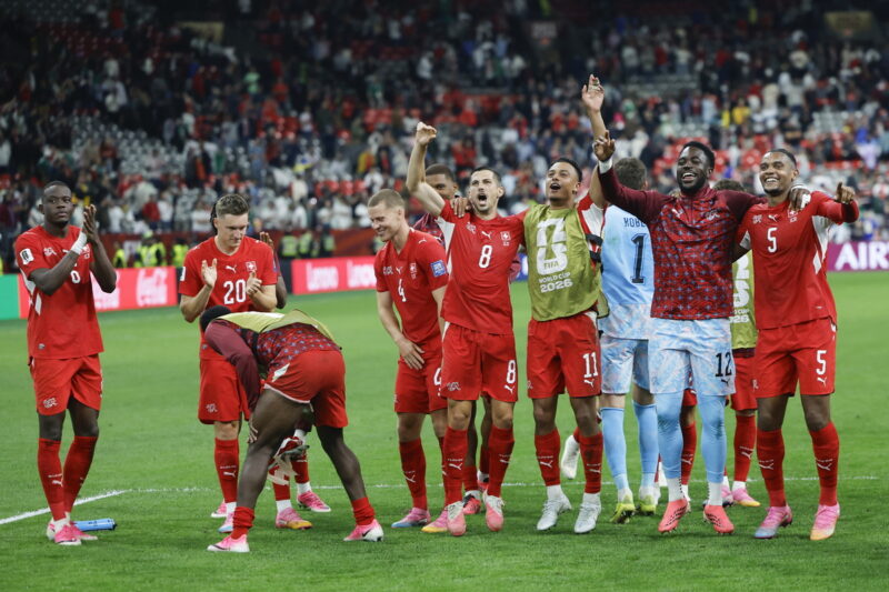 スイスがアルジェリアに2-0完勝!エンボロ&エンドイ弾で4大会連続のW杯決勝T進出決定