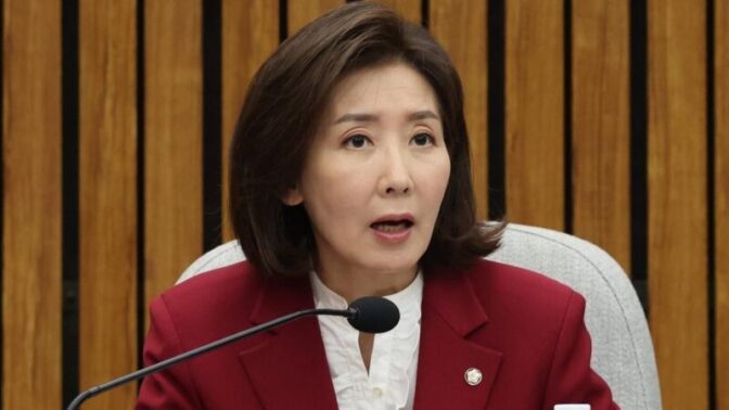 羅卿瑗氏、党代表選への出馬を最終決断へ