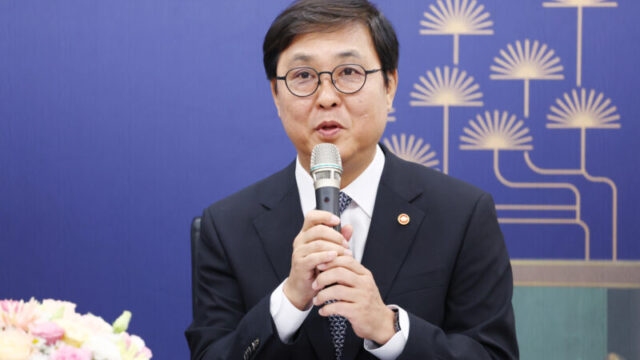 崔文体相と朴智星氏が共同委員長に　「Kリーグ革新委」6日発足