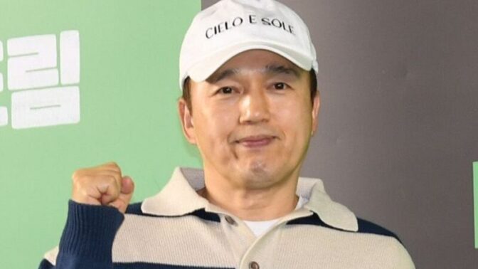 「本人ですか？」…58歳キム・グァンギュ、ふさふさヘア→軍服姿の“全盛期”ショットが話題