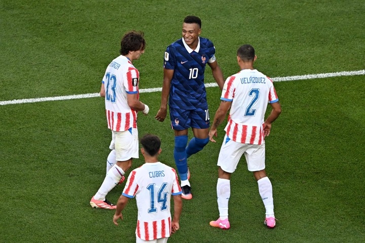エムバペ、相手の卑劣な挑発に激怒「俺たちも汚いサッカーができる」試合後も止まらぬ批判
