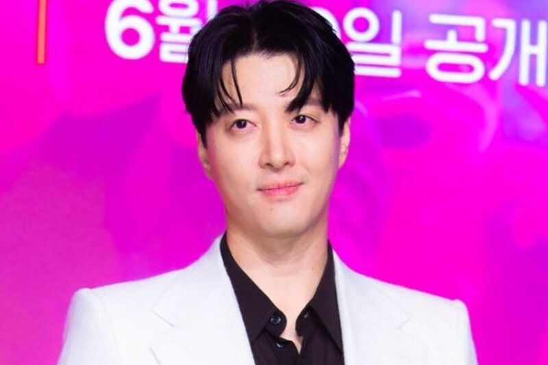「離婚6年目」イ・ドンゴン、突然の「活動中断」宣言…緊急事態にファン衝撃