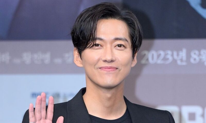 「キム部長」と共演のナムグン・ミン、視聴率上昇→甥たちも絶賛…和やかな競演