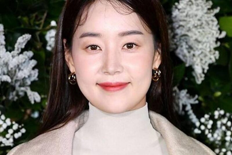 ハン・ジヒェ、予期せぬ報告にファン涙…「検事の夫」との近況に関心集中