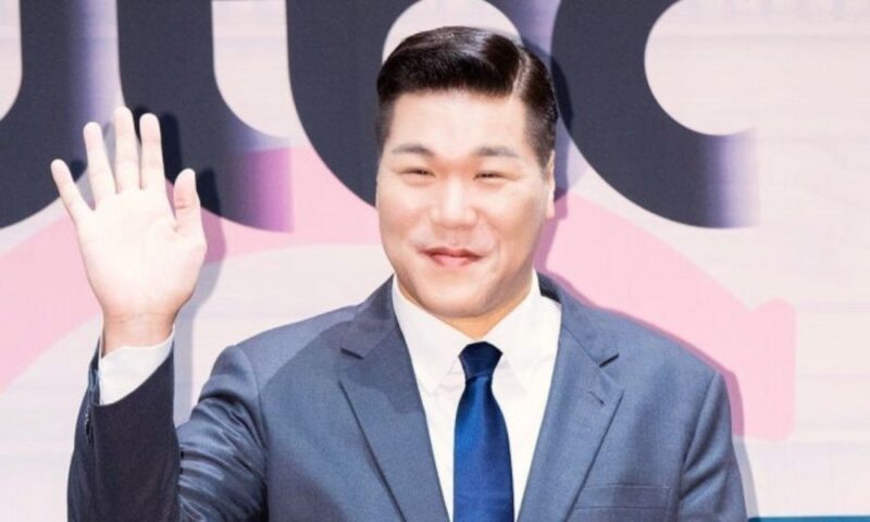 서장훈, イ・ミョンバク元大統領が座った席に…韓屋ホテルで「トップ体験」