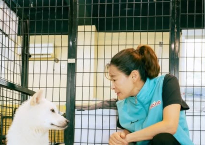 イェ・ジウォン、保護犬と過ごした特別な一日…心温まる善行に称賛の声