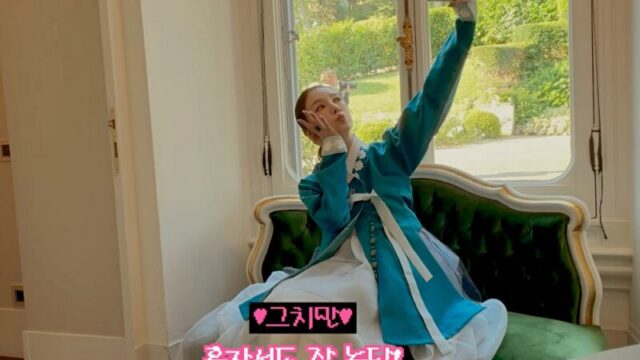 "大人になったチェギョン"…ユン・ウネ、『宮』から20年、変わらぬ韓服の美