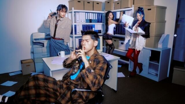KARD、デビュー9年で初の正規アルバムが最後に…華やかなオフィスルック