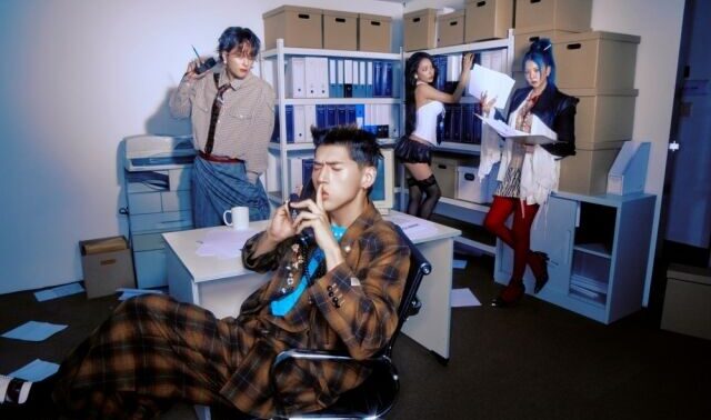 KARD、デビュー9年で初の正規アルバムが最後に…華やかなオフィスルック