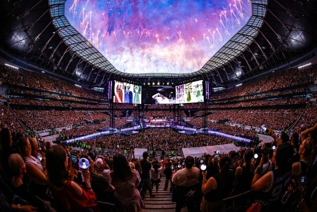 BTS、ロンドン公演に13万人動員 トッテナム・ホットスパースタジアム開場以来最多