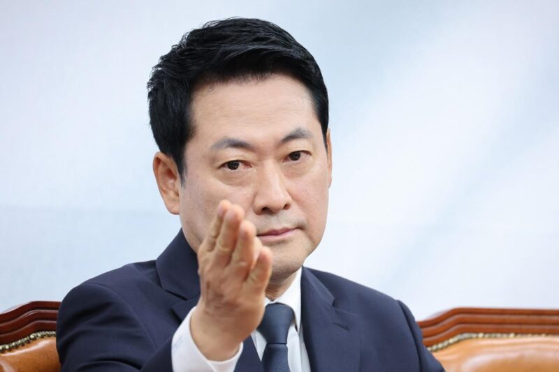 「復党の可能性」…韓東勲氏に舞い込んだ“真の朗報”