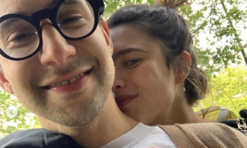 俳優❤プロデューサー夫婦、結婚3年で別居→不和説…「不安定な関係」証言が浮上