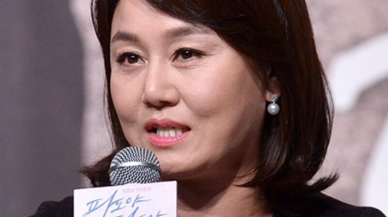 イ・ギョンシル、KTX迷惑謝罪→1日で…「狂った人扱い」