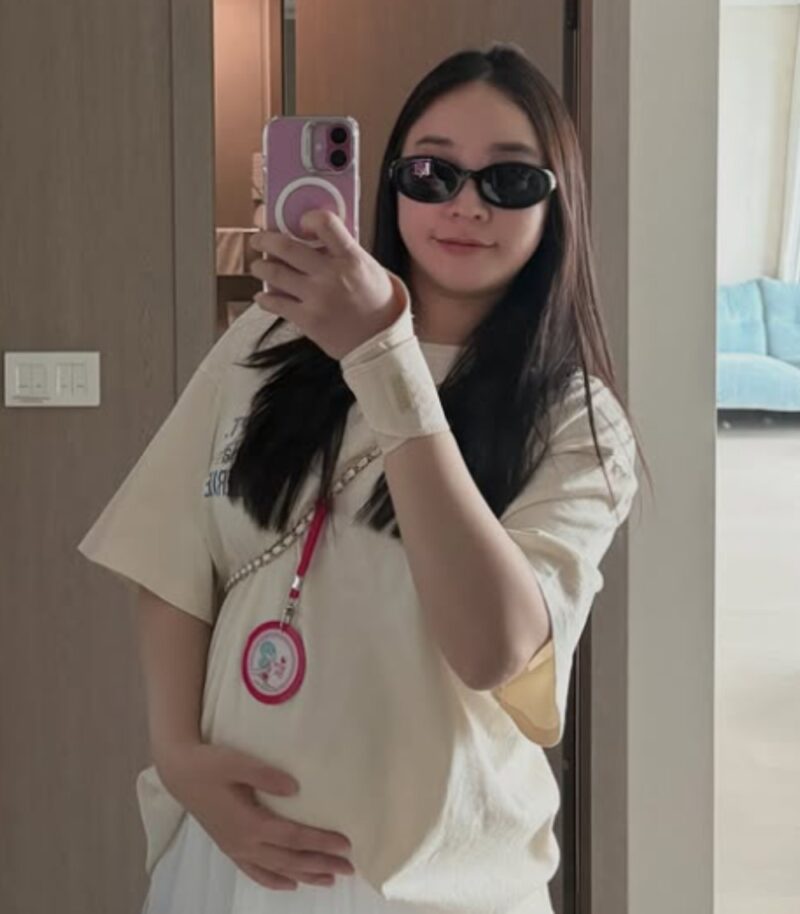 「婚前妊娠」ナヒョン、臨月のDラインを公開「毎日、最高体重を更新中」