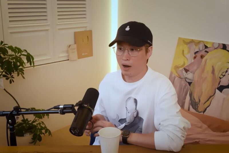 Tablo、「魂を売った」陰謀論に反論「代償がMithraとのツーショット?公正じゃない」