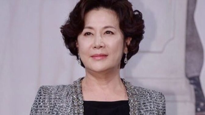 事実婚25年の女優、230億円ビルオーナー 孫が「祖父の土地を継ぐ」と猛反発も動じず