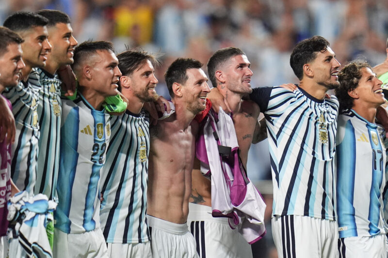 メッシ率いるアルゼンチンが4強進出！W杯準決勝はフランス対スペイン、イングランド対アルゼンチンに決定