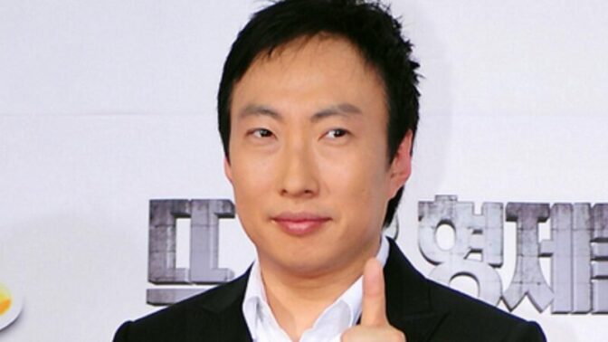 朴明洙、立場を表明…「謝罪させていただきます」