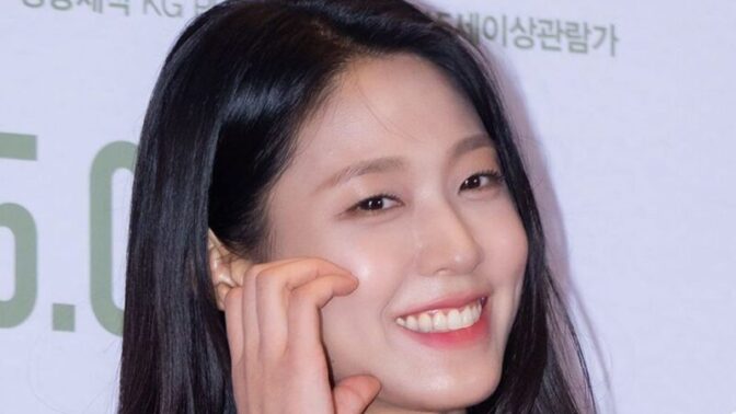 AOA ソルヒョン、久しぶりに姿を見せて…10年前と変わらない顔
