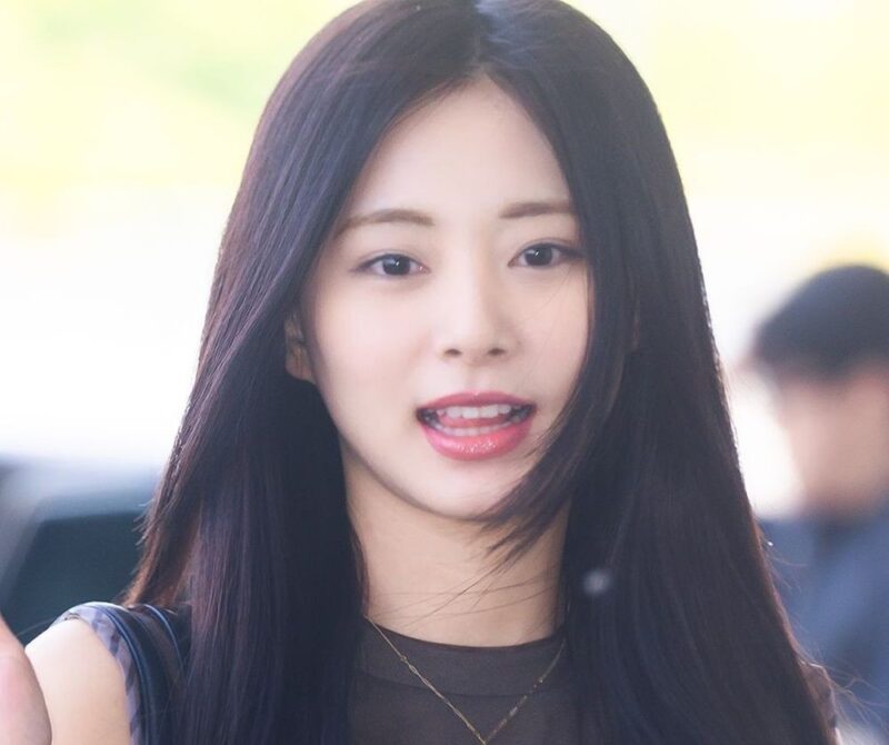 ツウィ、TWICE活動11年でJYPと決別か 所属事務所「具体的な内容は協議中」