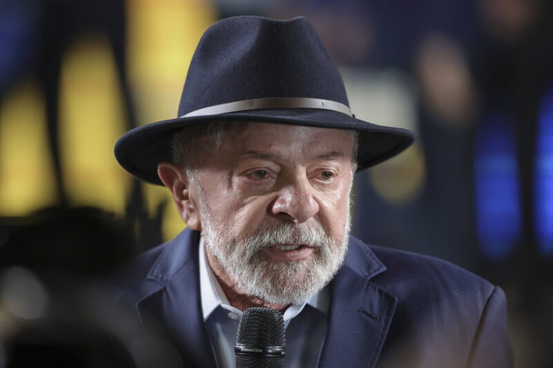 「帰国便はたった1人」ブラジル大統領が激怒 休暇へ向かった代表選手団を「恥ずべきこと」と痛烈批判