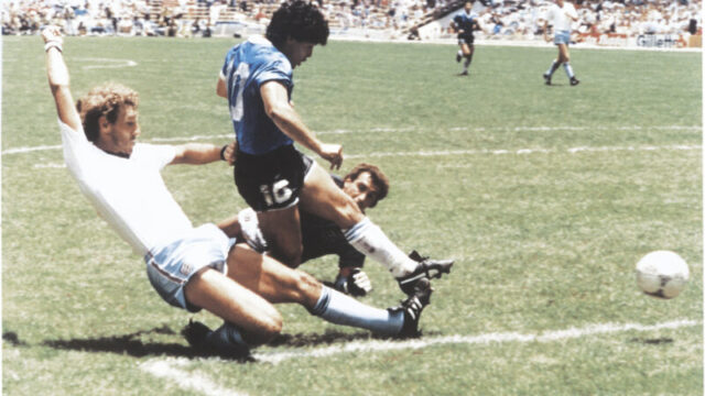 メッシ、86年マラドーナの再来へ…イングランド戦「紺色のユニフォーム」に漂う吉兆