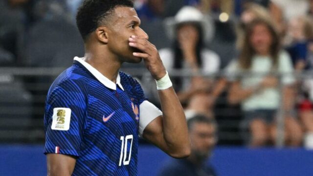 「沼サッカー」の進化形スペイン、エムバペを封殺　フランスの期待値0.3に抑え込む鉄壁の守備で決勝へ