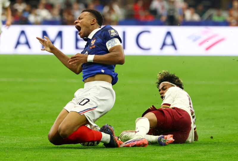 「沼サッカー」の進化形スペイン、エムバペを封殺　フランスの期待値0.3に抑え込む鉄壁の守備で決勝へ
